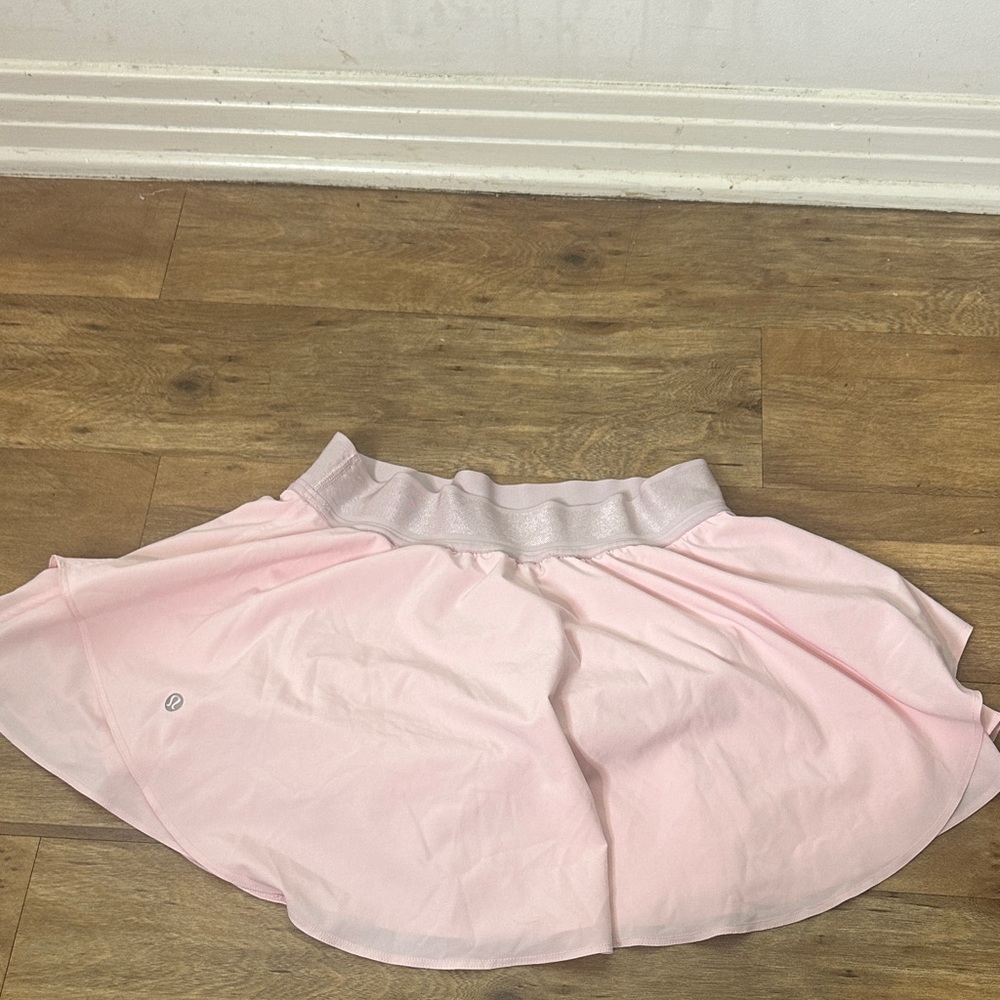 Strawberry milkshake Lululemon skort size 6